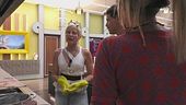 Le tensioni continuano: Alessandra e Antonella protagoniste dello scontro