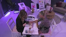Relax e manicure per le VIP