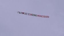Uno striscione di coppia per Raimondo e Francesca