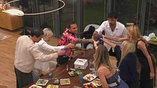 Finale in arrivo: il brindisi dei VIP