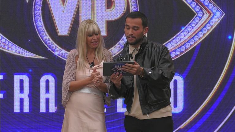 Grande Fratello VIP: L'ultimo sabato nella Casa: cena speciale nel ...