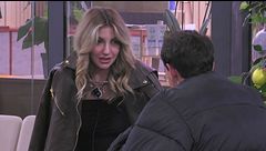 Il confronto notturno tra Lucia e Renato