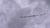 "Raul&Lucia&Ale | Top Top Top":  un aereo di gruppo sorvola la Casa