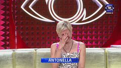 Giorno 42, Canale 5 ore 13:40