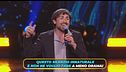 Simon canta "Fai rumore"