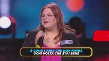 Asia canta "Amare"