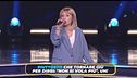 Cristina canta "In alto mare"