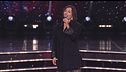 Serena Brancale canta "Qui con me"