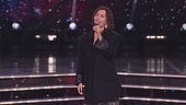 Serena Brancale canta "Qui con me"
