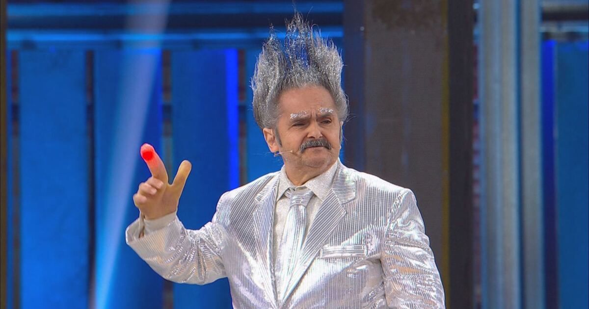 Avanti un altro!: L'alieno è tornato tra noi Video | Mediaset Infinity