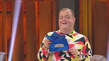 Dal salottino la domanda di... Xxxl