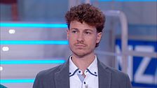 Lunedì 14 settembre, Canale 5