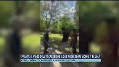 Parma, il video dell'aggressione a due professori vicino a scuola