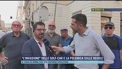 "L'invasione" delle golf-car e la polemica sulle regole