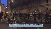 Morto ammanettato, scontri tra manifestanti e polizia
