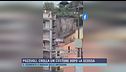 Pozzuoli, crolla un costone dopo la scossa