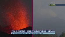Etna in eruzione, voli sospesi fino alle 18