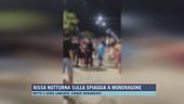 Rissa notturna sulla spiaggia a Mondragone