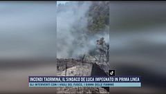 Incendi a Taormina, il sindaco De Luca impegnato in prima linea