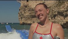 Red Bull Cliff Diving: Molly Carlson vince la tappa di Polignano