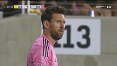 Messi, punizione show