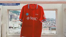 Il Napoli cambia look