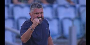 Lazio, elmo e ringhio