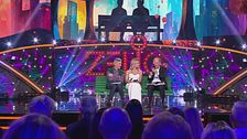 Ale, Franz e la panchina con Michelle Hunziker