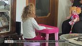 Giù le mani dai bimbi: "Mia figlia da un anno senza terapie"