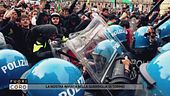 Guerriglia a Torino: ecco le immagini mai viste