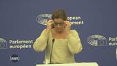 Ilaria Salis, la compagna che non paga i collaboratori
