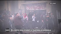 Il corteo degli studenti si trasforma in guerriglia