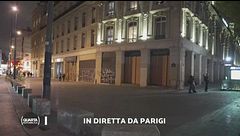 Parigi deserta a causa del coprifuoco