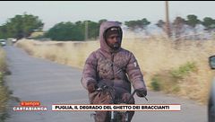Puglia, il degrado del ghetto dei braccianti