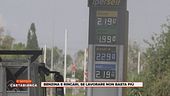 Benzina e rincari, se lavorare non basta più