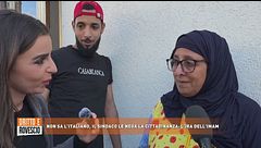Non sa l'italiano, il sindaco le nega la cittadinanza: l'ira dell'imam