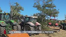 Caro benzina: i trattori cominciano la protesta