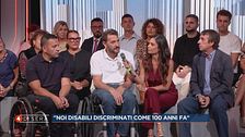La corretta indignazione sociale si scatena