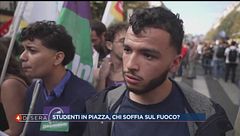 La rabbia degli studenti in piazza