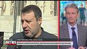 Cortei e scontri in piazza, Matteo Salvini in diretta da Milano