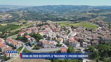 Giallo ricina: nel paese dei sospetti, le "malelingue" e i presunti tradimenti