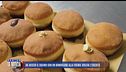 Ha ucciso il cugino con un bombolone alla crema: voleva l'eredità