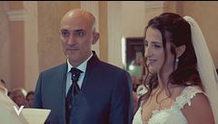 L'emozionante matrimonio di Otis e Lia