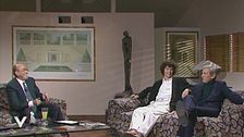 Simone Annicchiarico e il padre Walter Chiari a "Domenica al cinema" nel 1990
