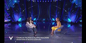 Giorgia Palmas e Filippo Magnini: "Diventiamo di nuovo genitori!"