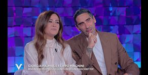 Giorgia Palmas e Filippo Magnini: "Diventeremo genitori di un maschietto"