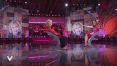 Amanda Lear: "Ho subito tre interventi agli occhi"