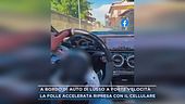 A bordo di auto di lusso a forte velocità