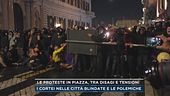 Le proteste in piazza, tra disagi e tensioni