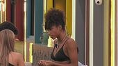 I commenti dei VIP sulla coreografia delle donne